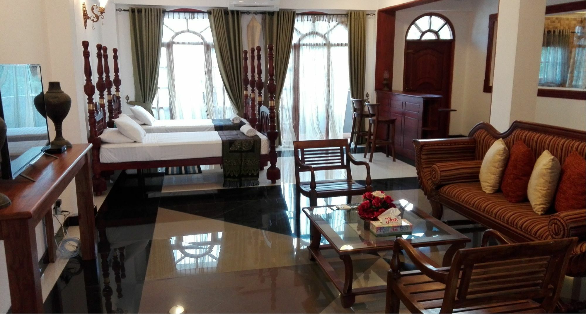 Отель Richmond House Colombo Нугегода Экстерьер фото